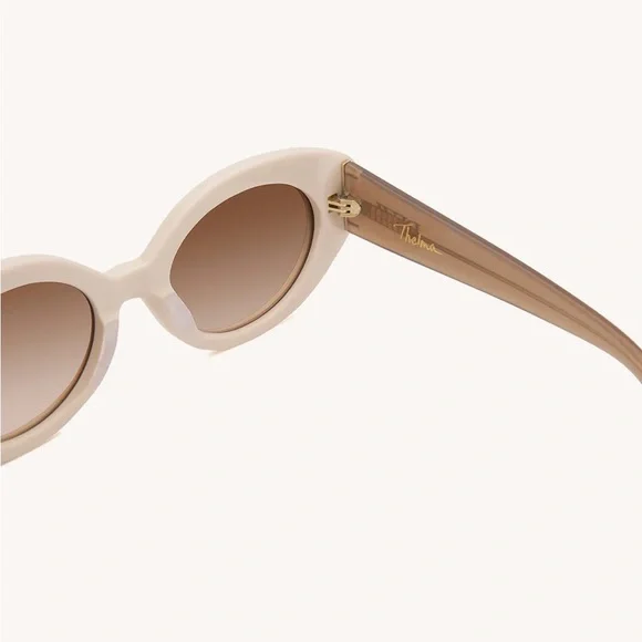 Dezi Sunglasses - Thelma - Picture 3 of 4